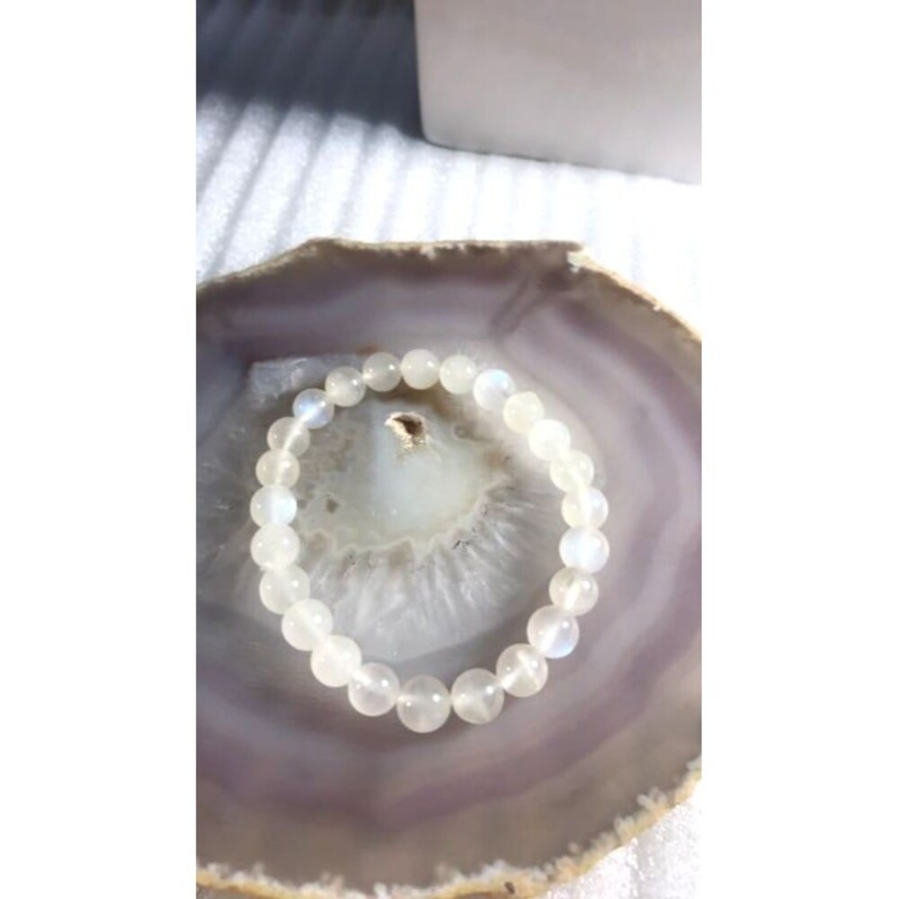 Beautiful Moonstone Beaded Stretch Bracelet